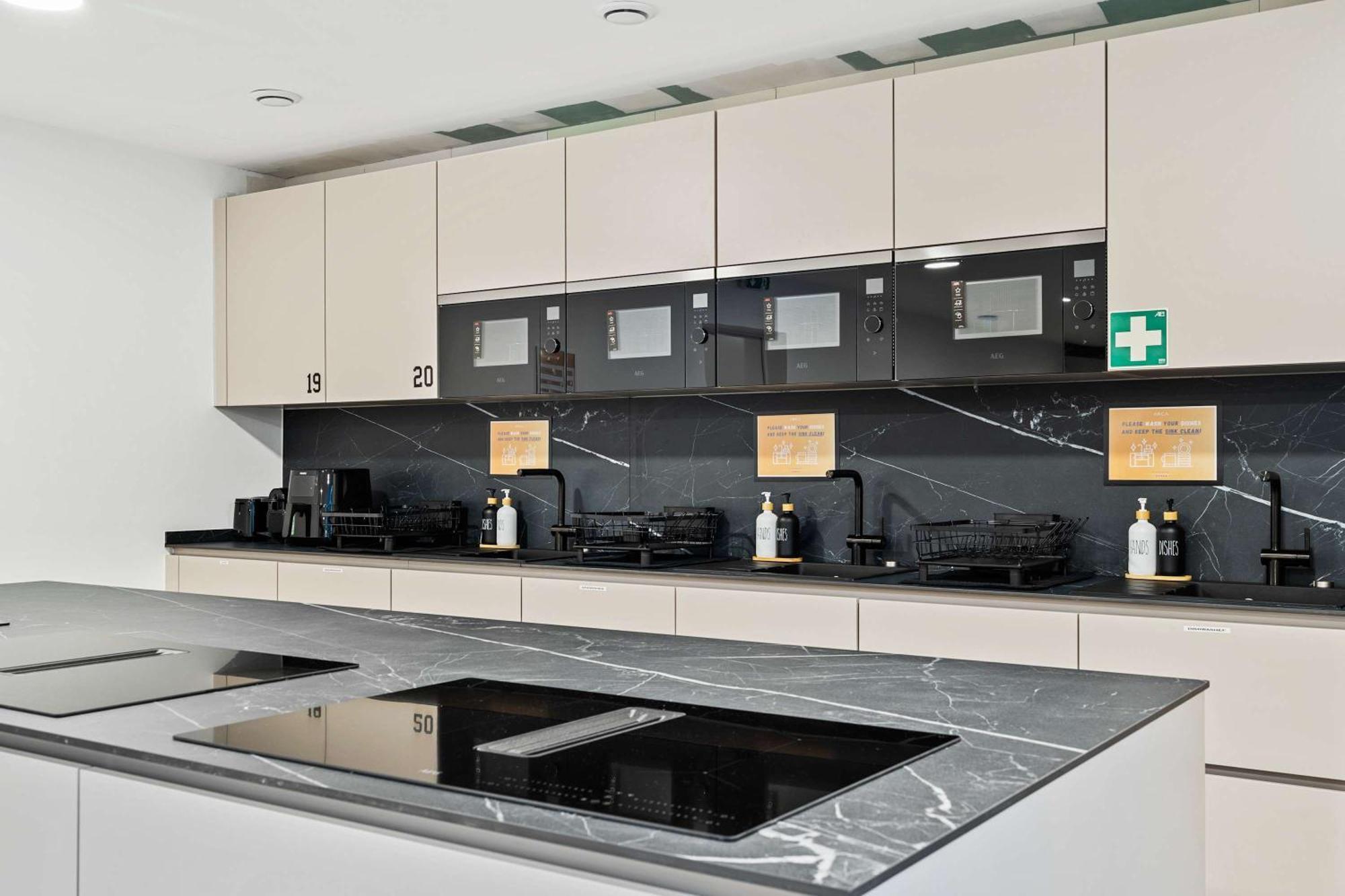 Comfort & Style In Vibrant Luxembourg Coliving Экстерьер фото